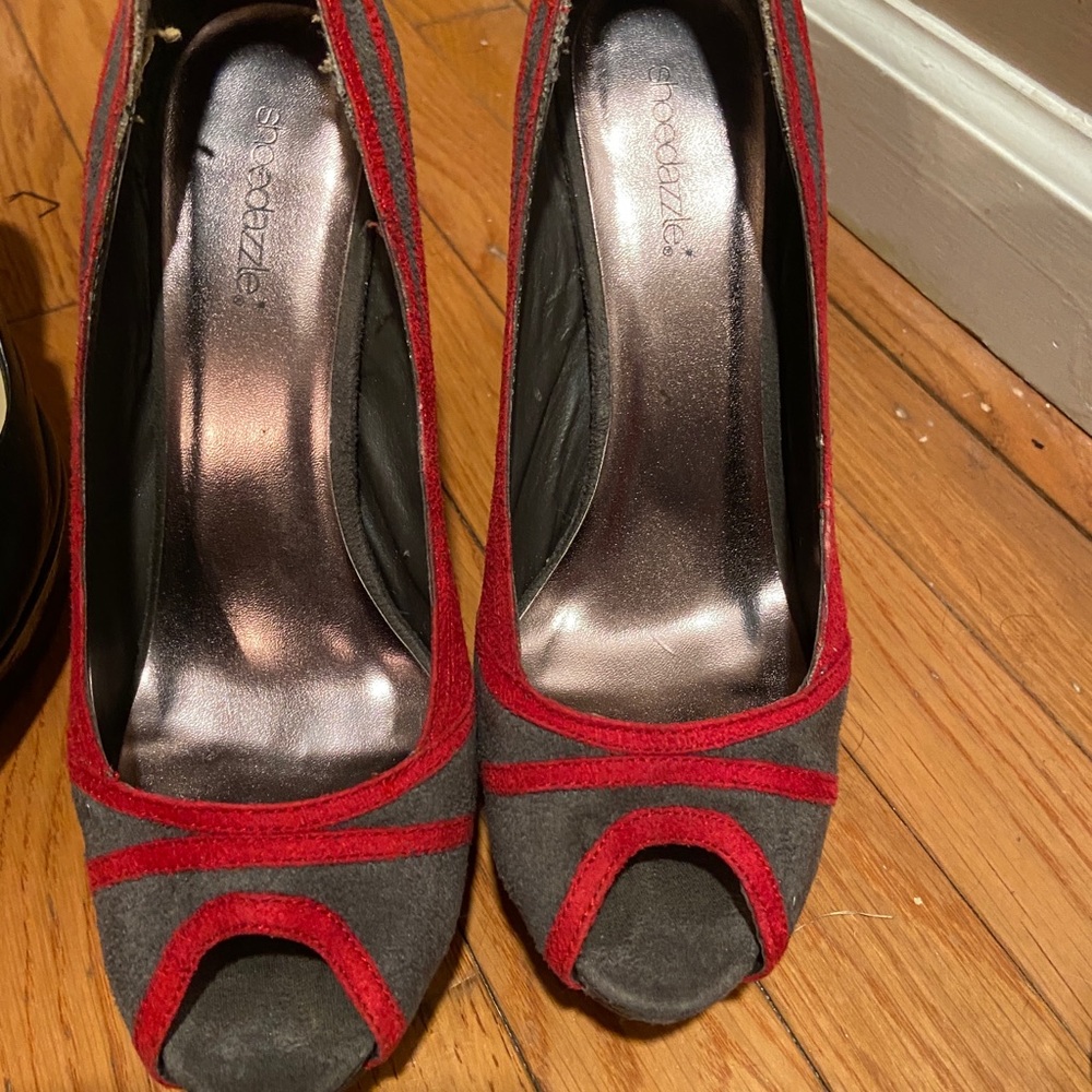 Microsuede gray and red accent platform heels